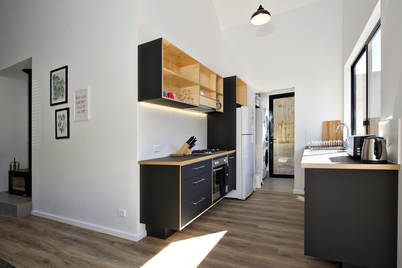 Margaret River Bungalow-1-Street - Pet Friendly ภายนอก รูปภาพ
