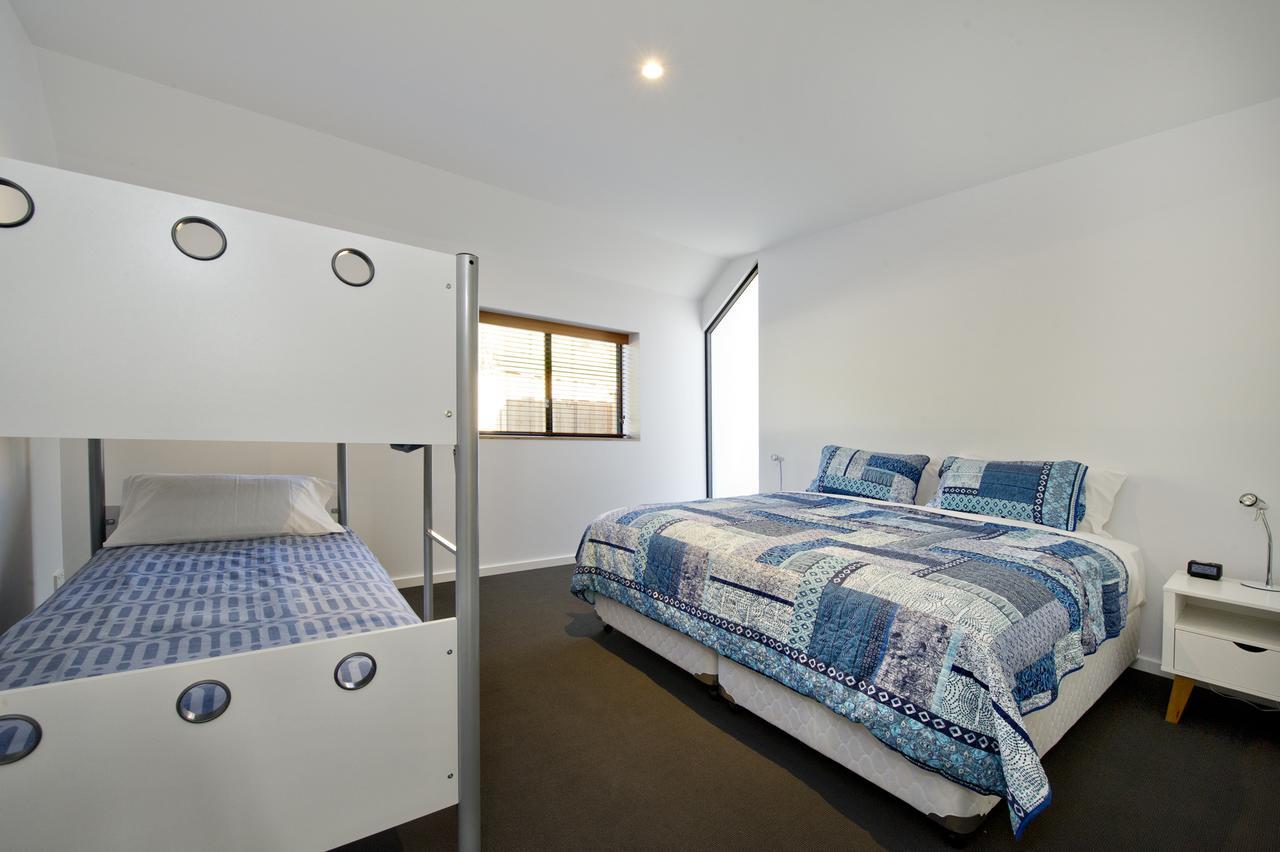 Margaret River Bungalow-1-Street - Pet Friendly ภายนอก รูปภาพ